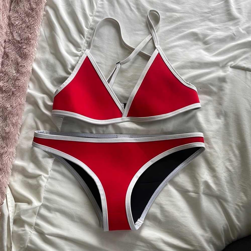 HOAKA BIKINI